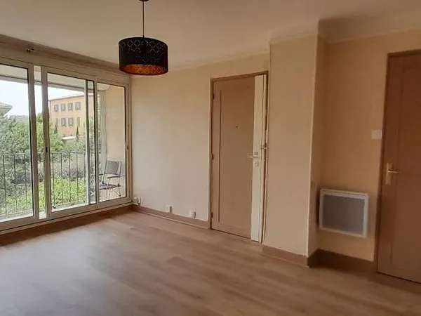 Appartement résidence parc des chartreux Saint Just