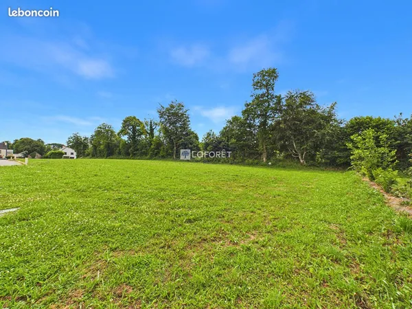 Terrain 745 m² SAINT THOIS