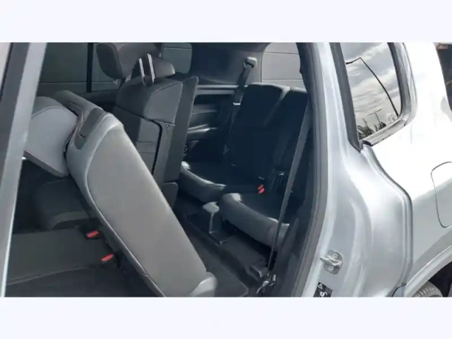 Mercedes Glb 200 — photo 13