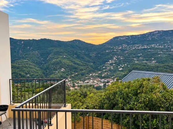 Appartement 4 pièces 94 m²