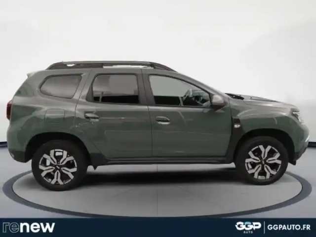 Dacia Duster 1.0 eco-g 100ch  journey + 4x2 — photo 6