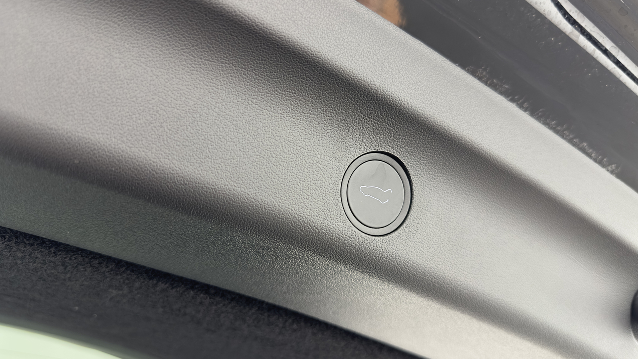 Tesla MODEL Y Performance Dual Motor AWD — photo 34