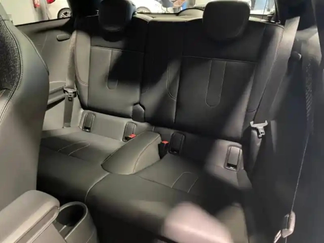 Mini Cooper 3 portes s 204ch jcw dkg7 — photo 14