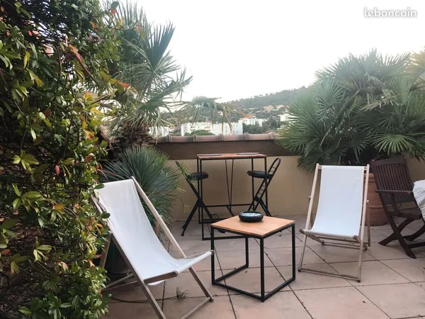 La Ciotat- Bail Mobilité- 2 pieces meublées avec grande terrasse