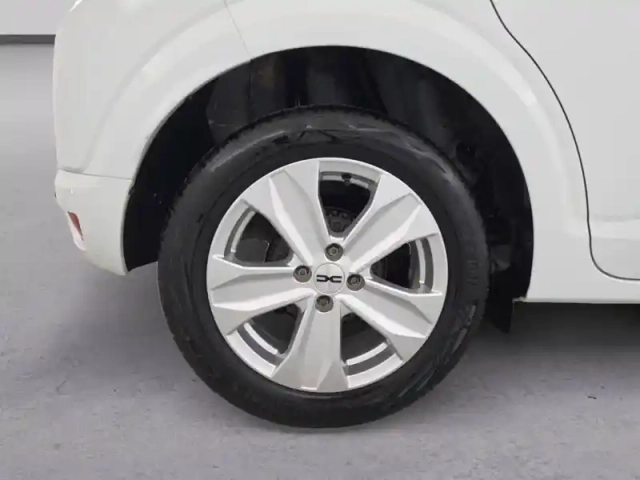 Dacia Sandero sce 65 — photo 156