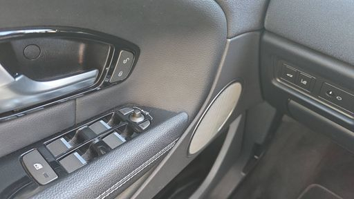 Land Rover Range Rover Evoque 2.0 SD4 240 BVA - SE Dynamic – 2018 – 156645 km – Diesel – Boîte Automatique — photo 6