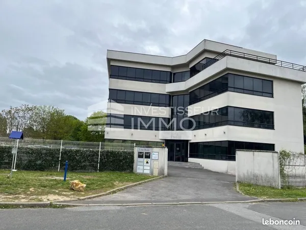 Bureaux 160 m²