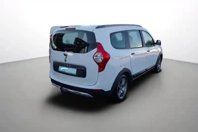 Dacia Lodgy tce 115 5 places — photo 6