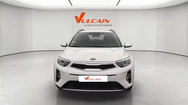 Kia Stonic 1.0 t-gdi 100 ch bvm6 — photo 2
