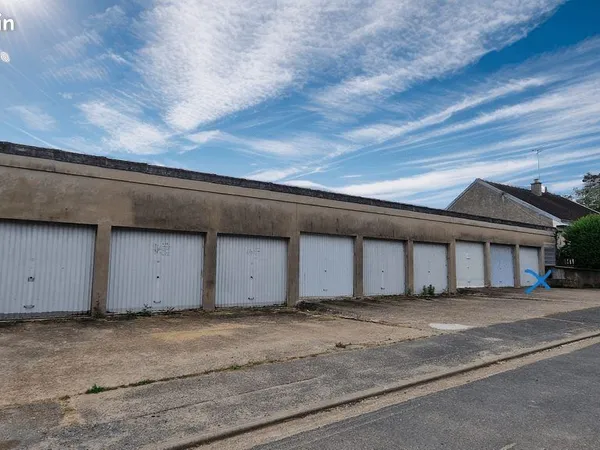Parking/box 18 m² Tours