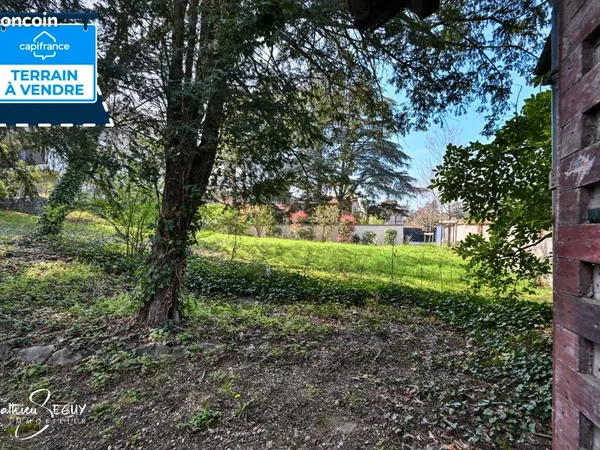 Terrain 764 m² Vernaison
