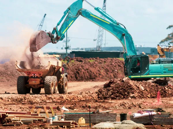 Bâtiment : un décret du 2 octobre crée une aide de 20 centimes par litre de gazole non routier, plafonnée à 4 000 € par mois