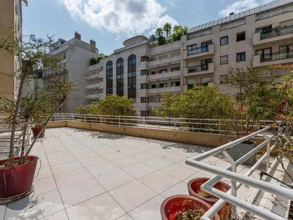 Bureaux 199 m²