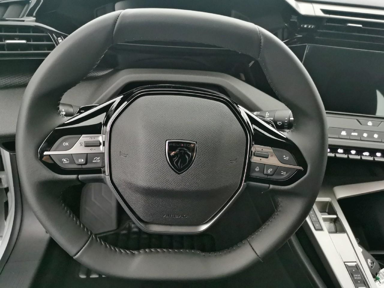 Peugeot 308 sw hybrid 145 e-dcs6 style — photo 29