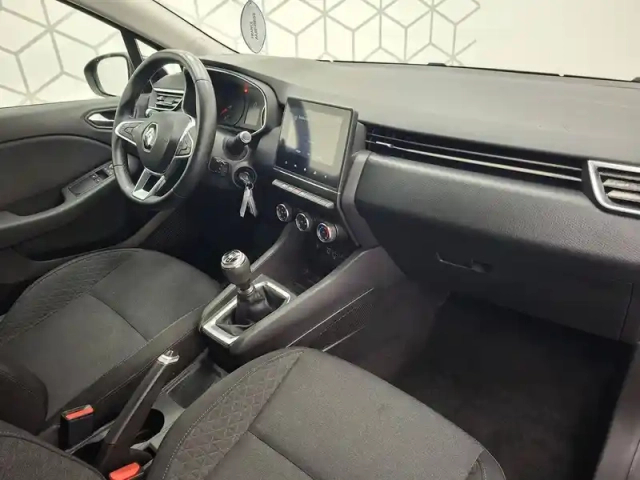 Renault Clio blue dci 85 — photo 27