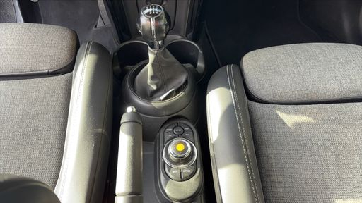 Mini Mini Cabriolet 1.5 ONE 102 - Heddon Street – 2018 – 45091 km – Essence – Boîte Manuelle — photo 13