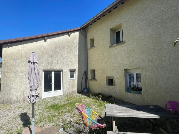 Immeuble de rapport proche lac de Bouzey