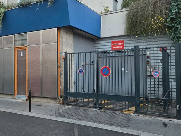 Parking - 25 rue d'Oran / 62 rue Doudeauville 75018