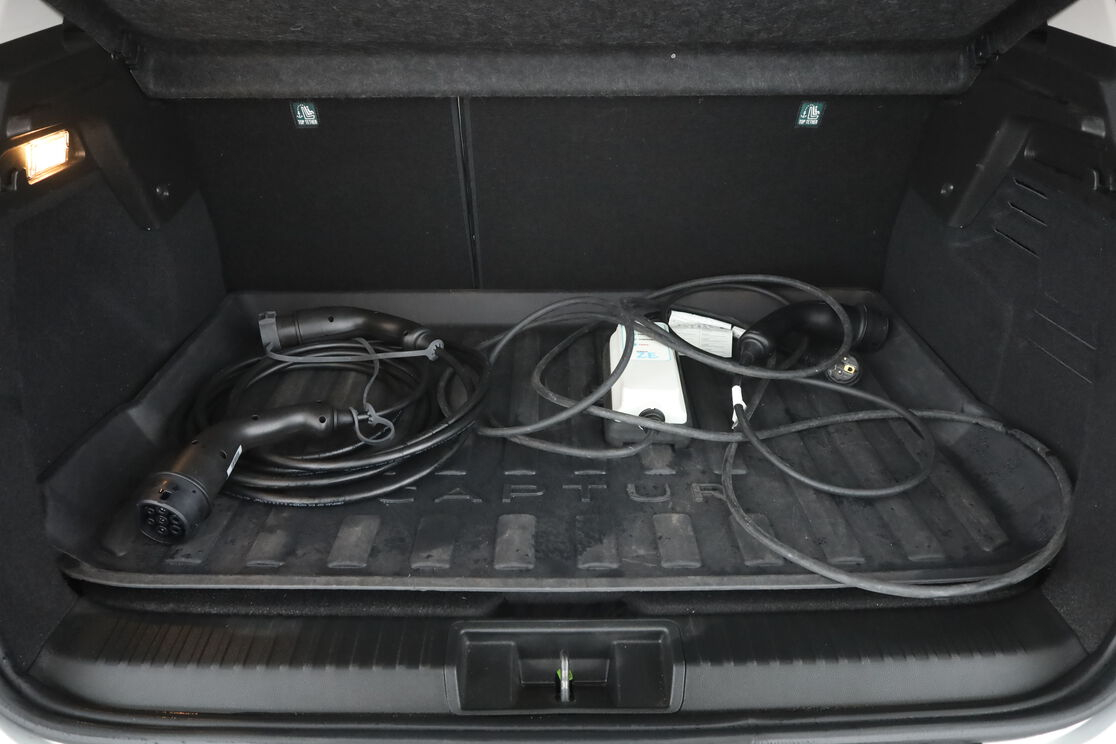 Renault Captur 1.6 E-Tech Plug-in Initiale Paris — photo 16