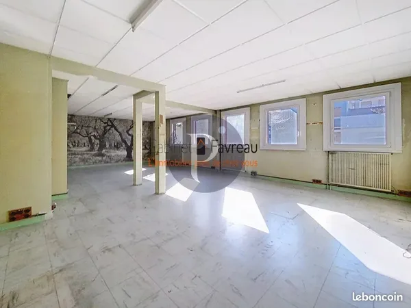 Local commercial 114 m² Vitry-sur-Seine