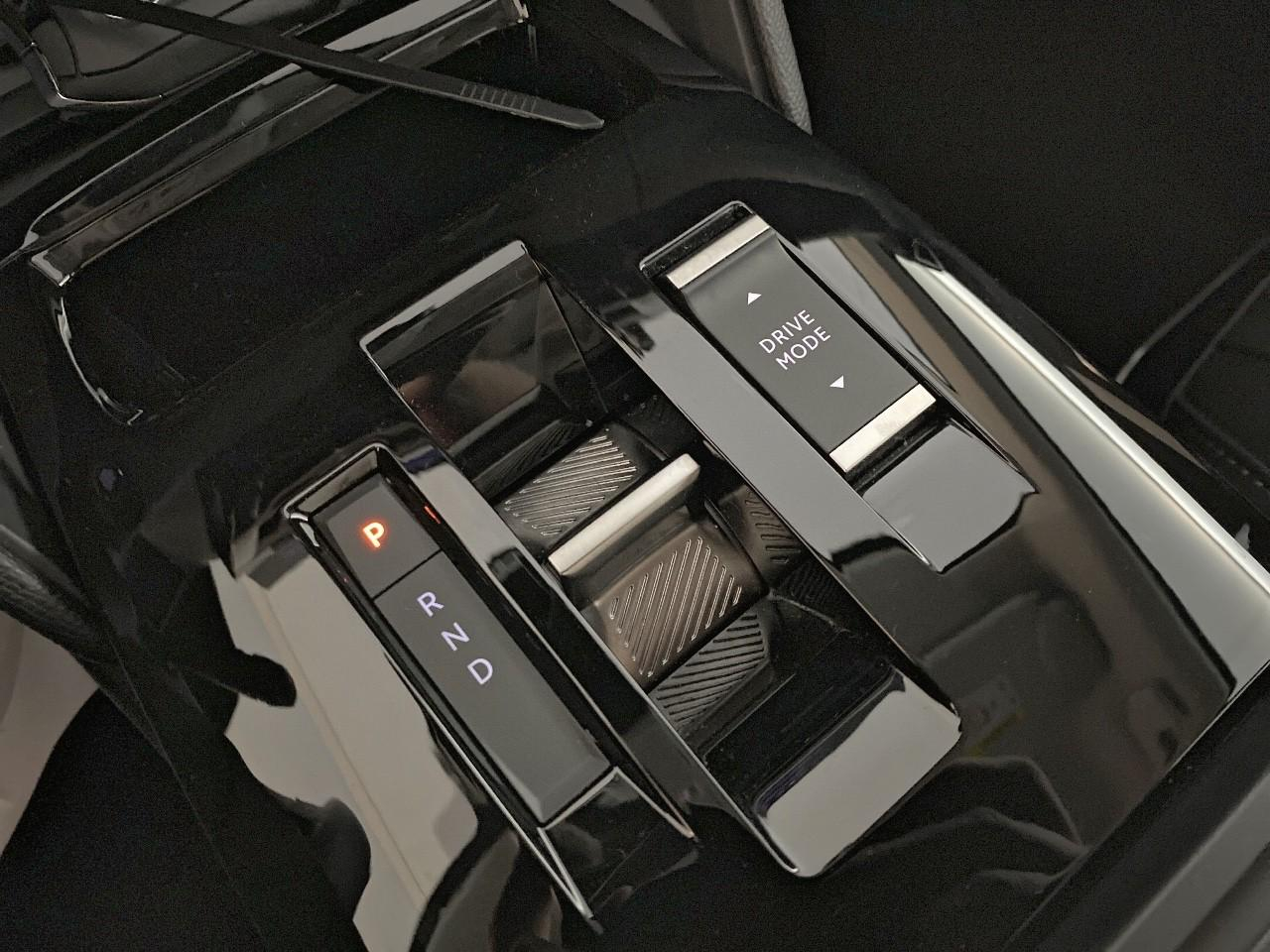 Citroën C4 hybride 145 ch e-dcs6 max — photo 15