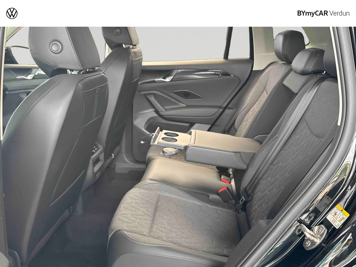 Volkswagen Tiguan 2.0 TDI 150ch DSG7 — photo 12