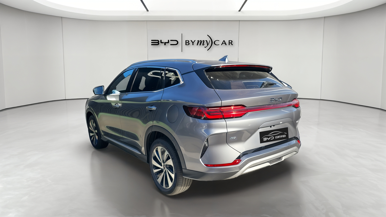 BYD Seal U 1.5l DM-i 324 ch AWD PHEV — photo 3