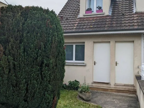 Studio 1 pièce 38 m²