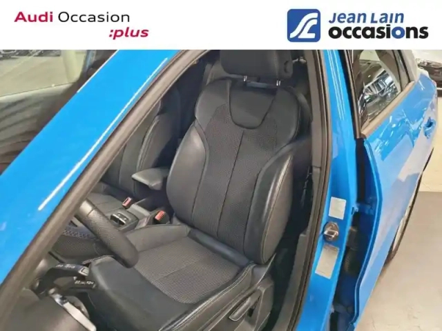 Audi Q2 35 tfsi 150 s tronic 7 — photo 19