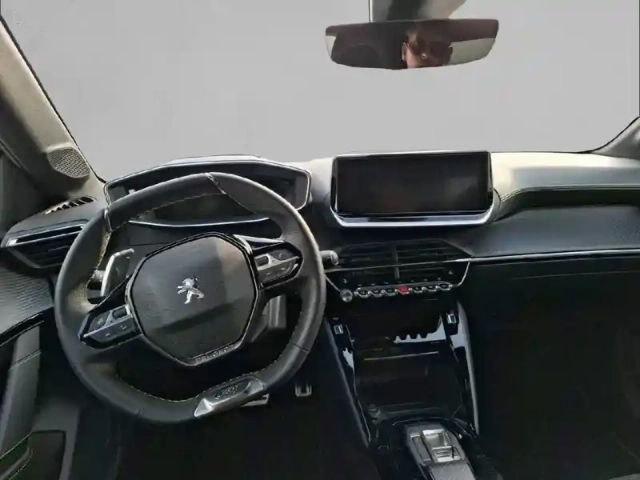 Peugeot 208 puretech 100 s&amp;s eat8 — photo 8