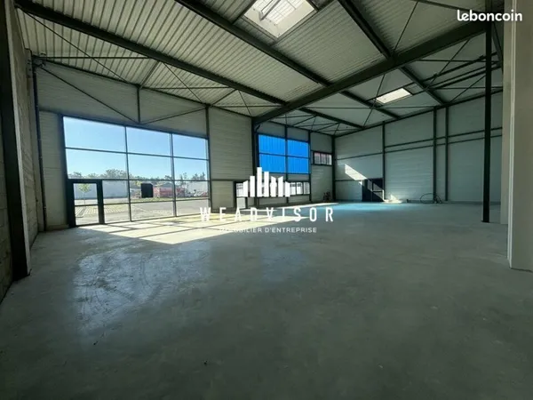 LOCAL COMMERCIAL 300 m² LE MANS