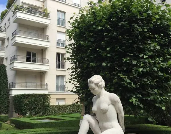 Studio 1 pièce 30 m²