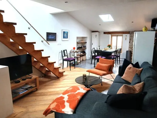Maison de village avec terrasse