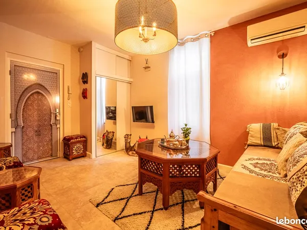 Appartement RDC meublé T2 centre ville , climatisé