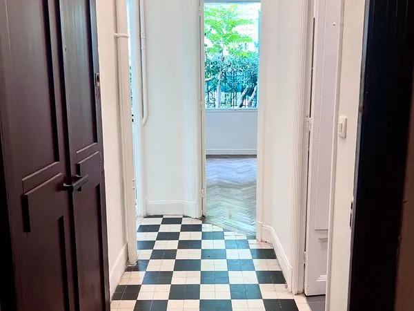 Appartement 1 pièce 33 m2 quartier des musiciens