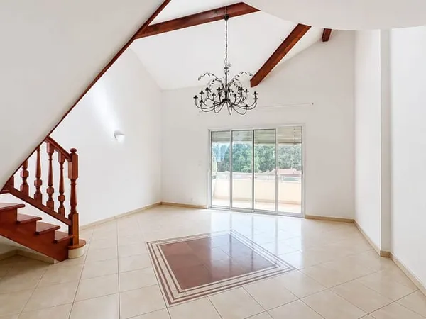 Appartement 5 pièces 127 m²