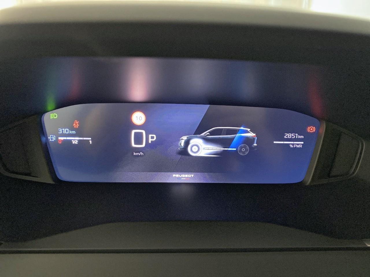 Peugeot 2008 hybrid 145 ch e-dcs6 allure — photo 13