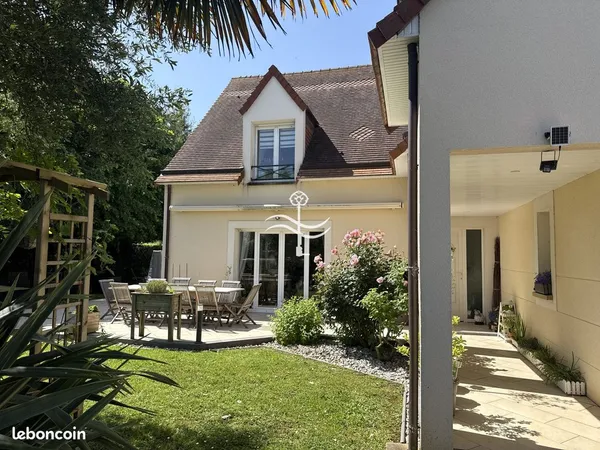 Propriété 6 pièces 215 m²