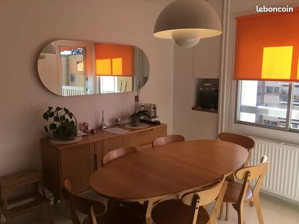 Lisière du Marais : 75 m², étage élevé, terrasse 15 m² et vue Sacré-Coeur
