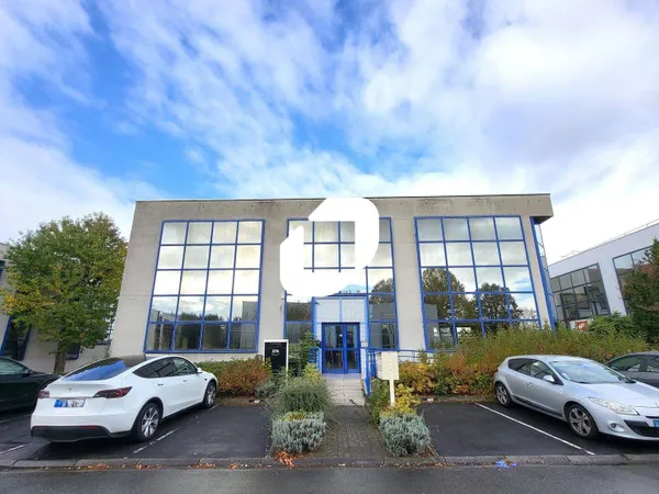 Bureaux 776 m²