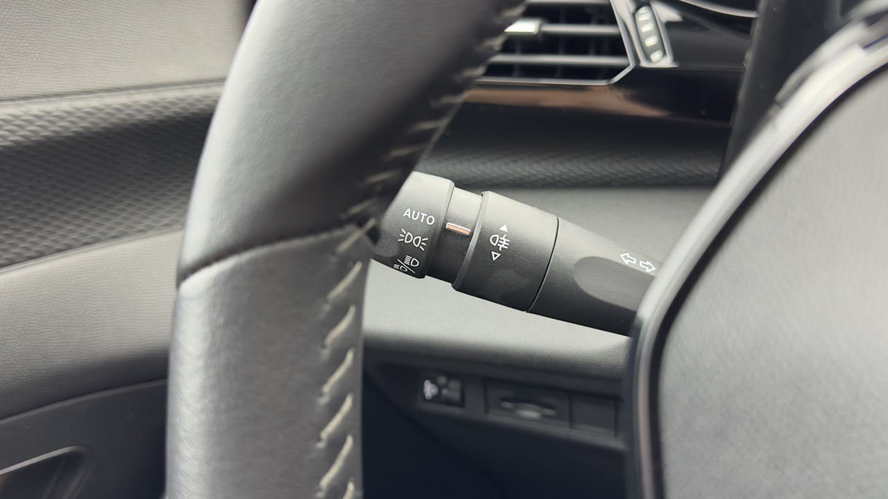 Peugeot 308 PureTech 130ch S&amp;S EAT8 — photo 36