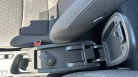 Toyota Yaris 116h Iconic 5p — photo 18