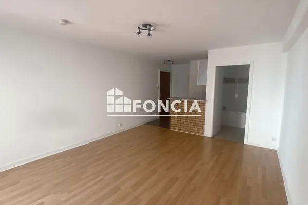 Studio 1 pièce 28 m²
