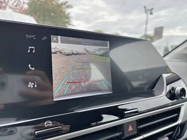 Citroën C4 puretech 100 bvm6 — photo 18