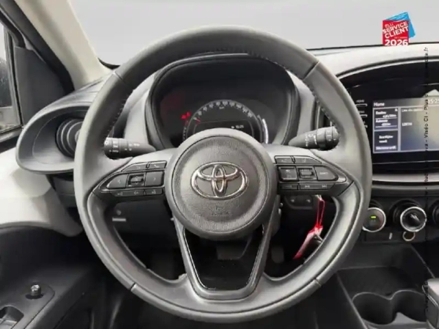 Toyota Aygo x 1.0 vvt-i 72ch dynamic s-cvt my23 — photo 12