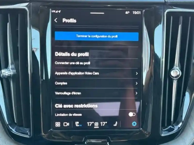 Volvo Xc60 t6 hybride rechargeable 253 + 145ch ultra style dark geartronic 8 awd — photo 15