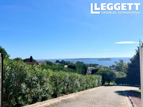 CANNES CROIX DES GARDES Vue mer à 180° | Dernier étage | Résidence de prestige à Cannes