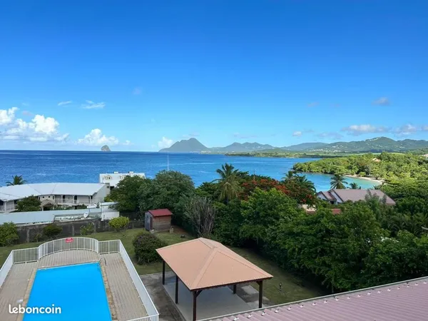 Location studio meublé dans résidence avec piscine