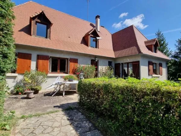 Maison 7 pièces 183 m²