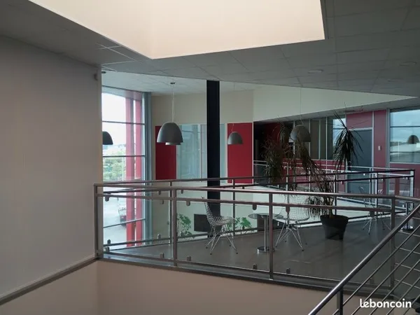 Local commercial 1200 m² LIMOGES